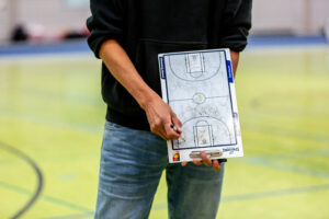 Read more about the article Herren I konnten den Spitzenreiter nicht stoppen